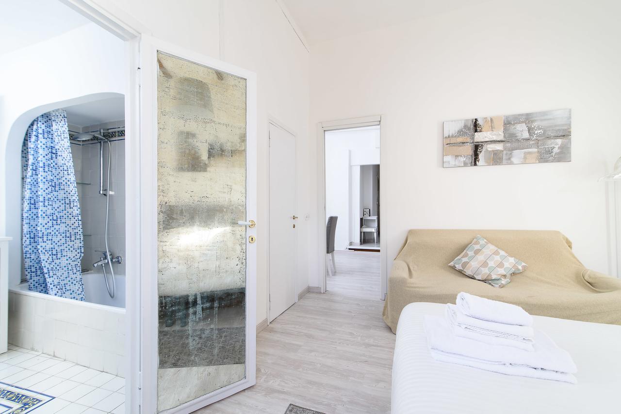 White terrace apartment navona Rome Extérieur photo