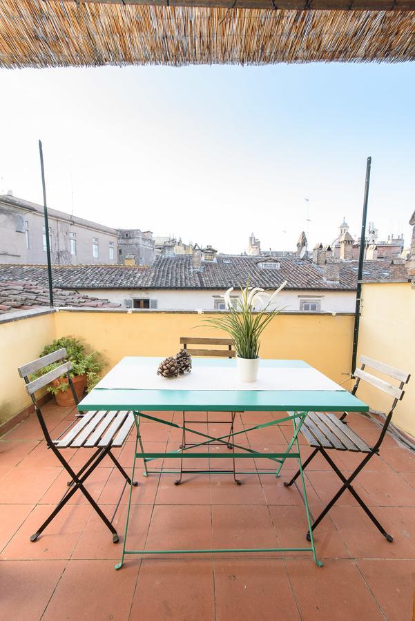 White terrace apartment navona Rome Extérieur photo